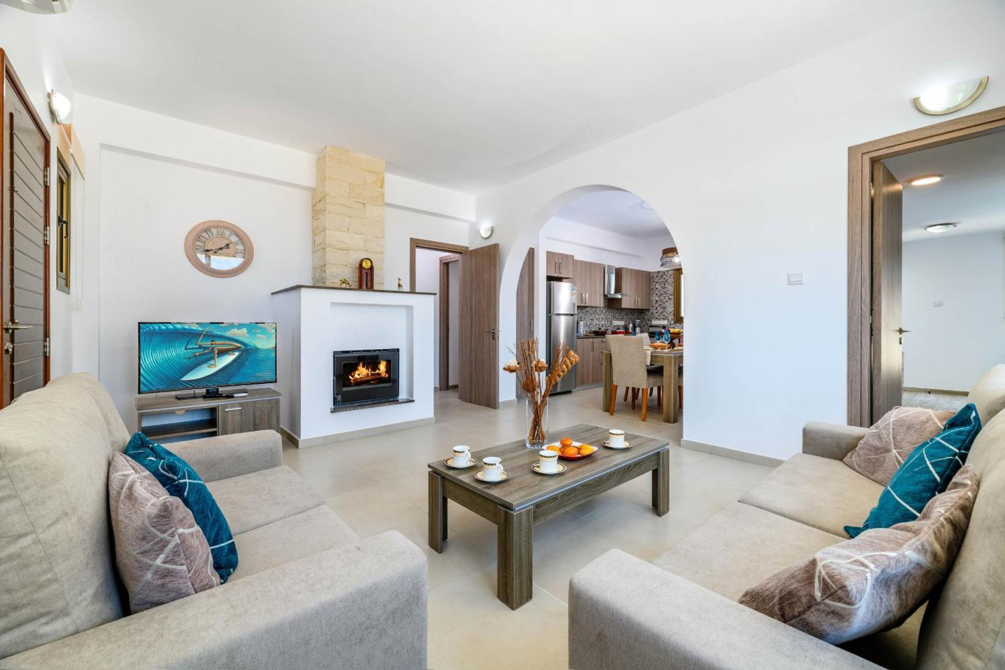Kymma Villa #16 أيا نابا الغرفة الصورة